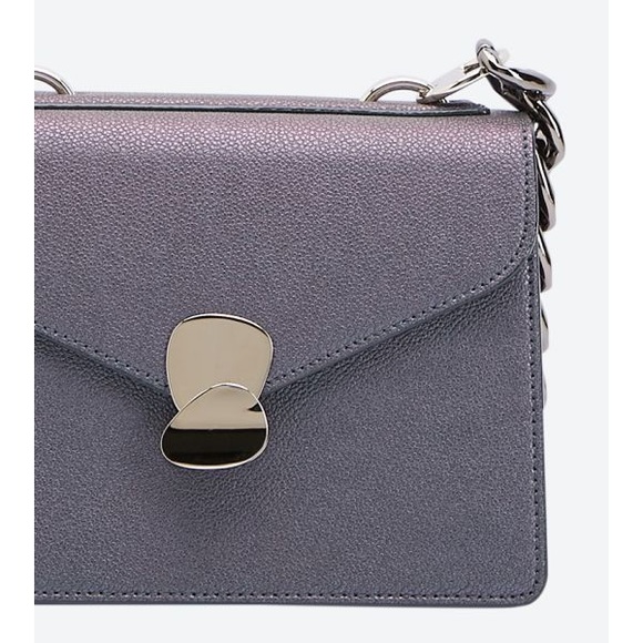 LIKE NEW CHARLES & KEITH Peacock Front Flap Bag Purple Metallic Silver Chain - Picture 4 of 6